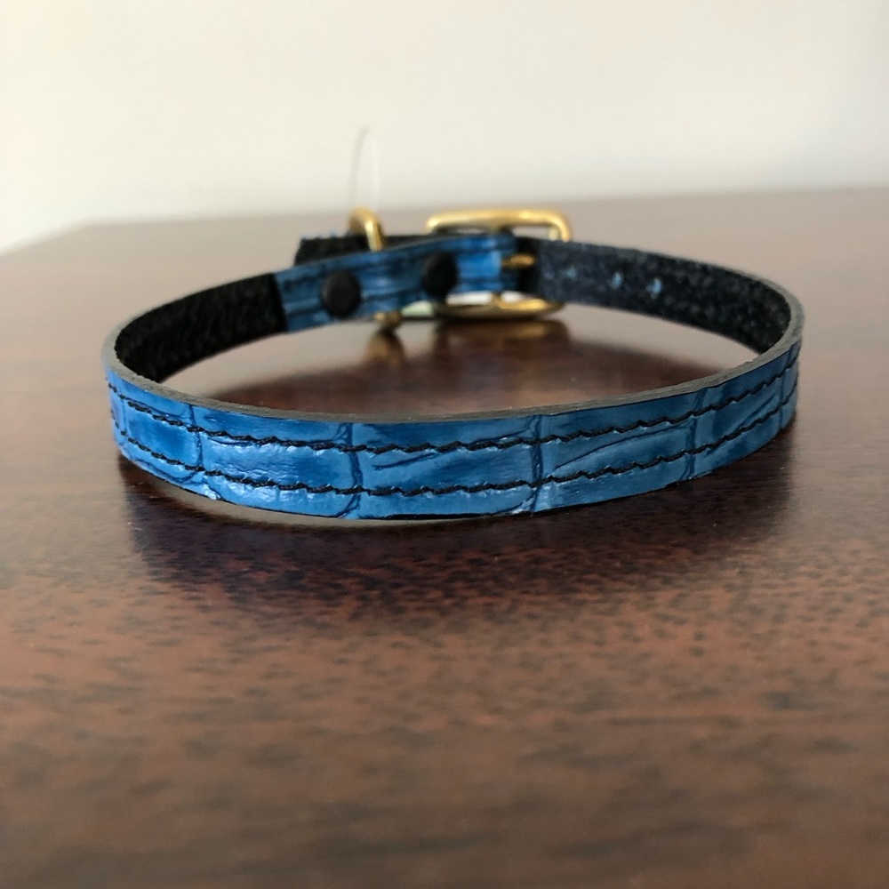 Leather dog or cat collar